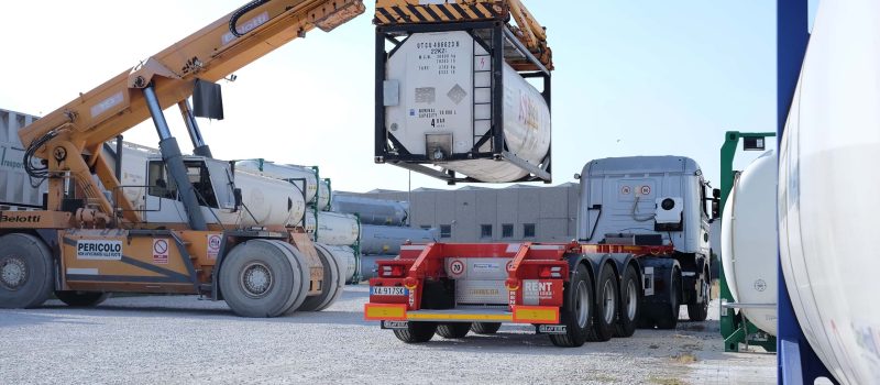 Porta Container e Chassis - Pellegrini Trasporti - DSCF2100_web